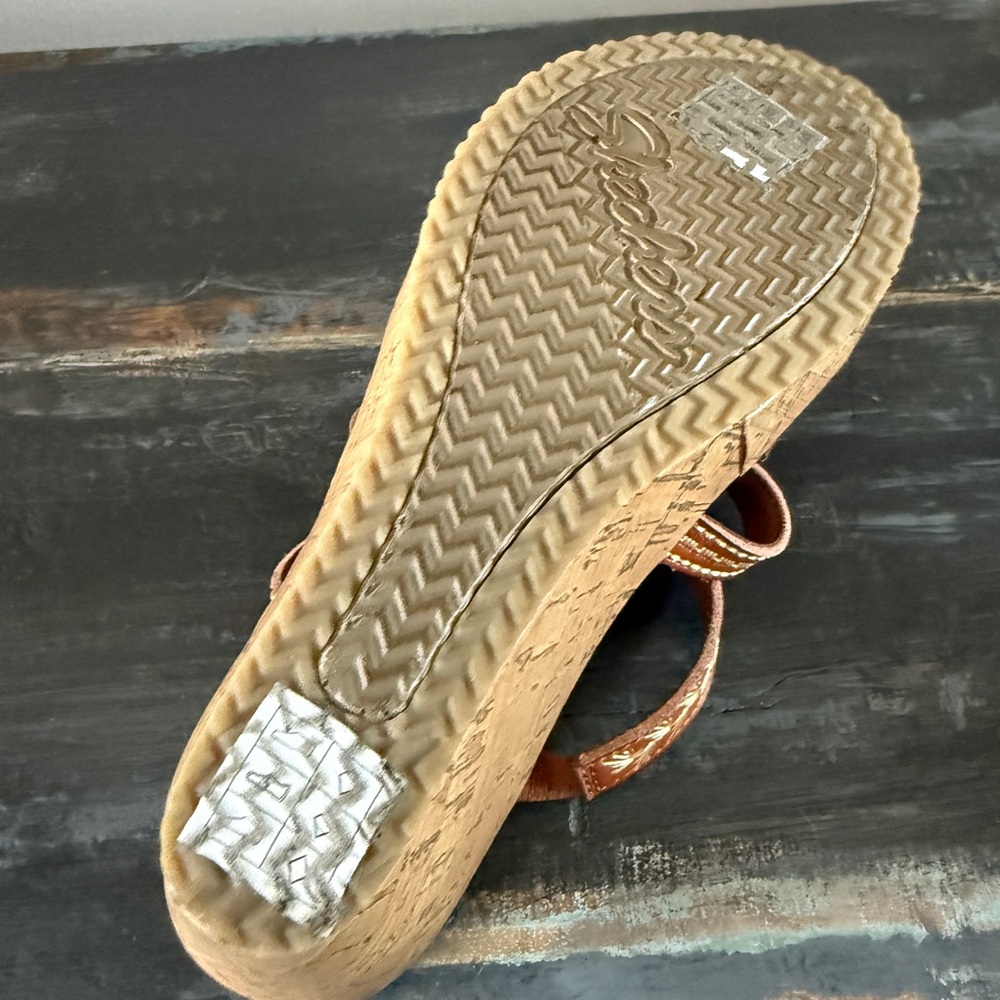 Women's Brown sketchers Wedge Sandals worn once sz 7.5 - Picture 8 of 10